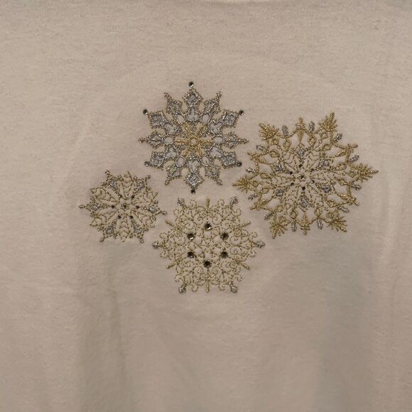 Croft&Barrow Snowflake Tee   - Picture 3 of 6